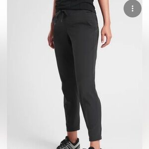 Athleta Midtown Ankle Pant in Black - 2 Petite